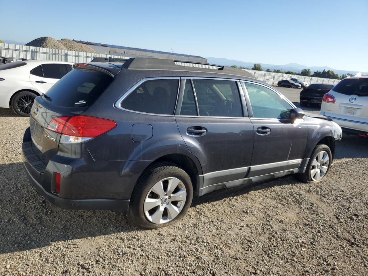 2012 Subaru Outback 2.5I Limited - Image 3