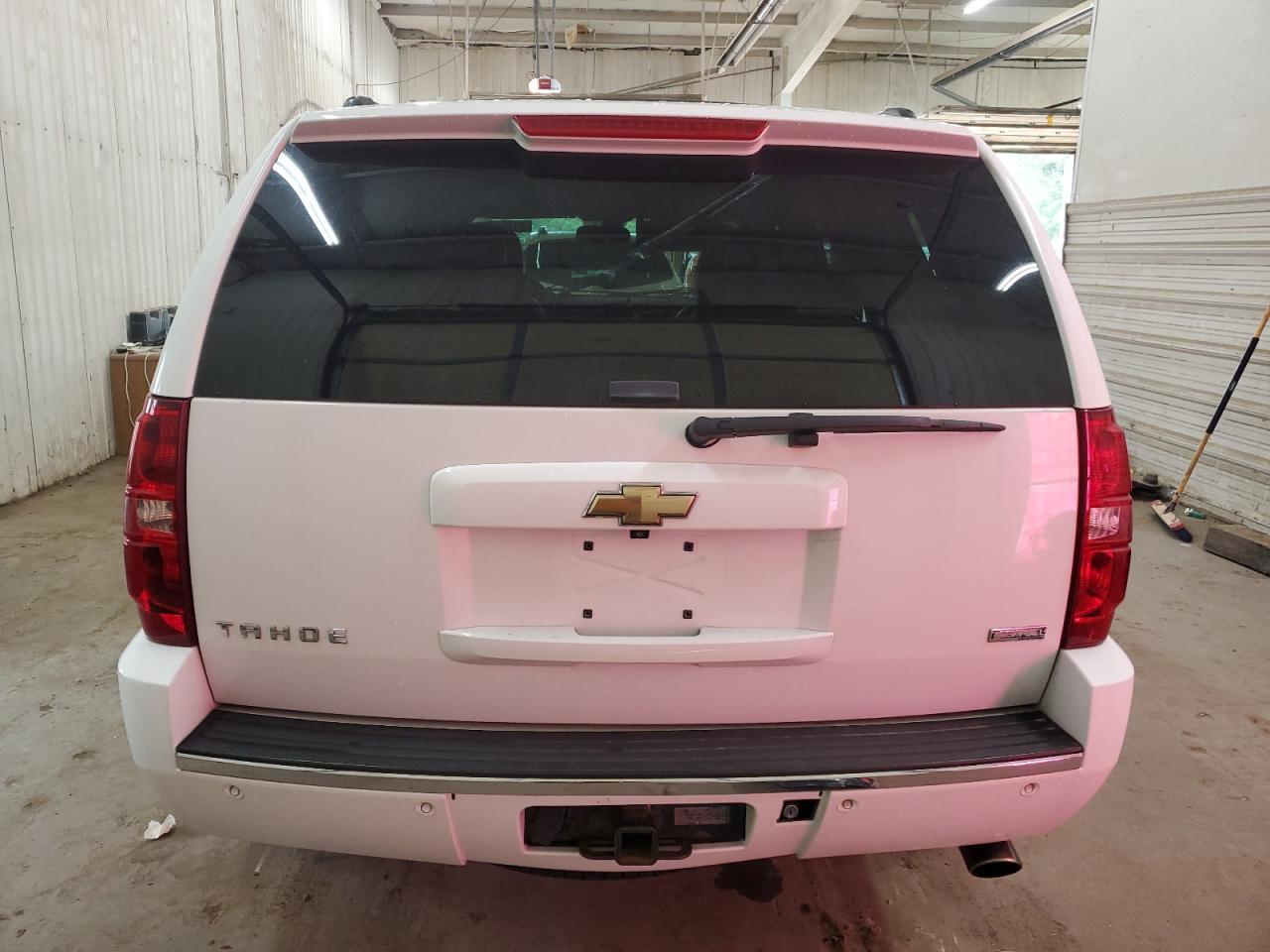2009 Chevrolet Tahoe K1500 Ltz - Image 6
