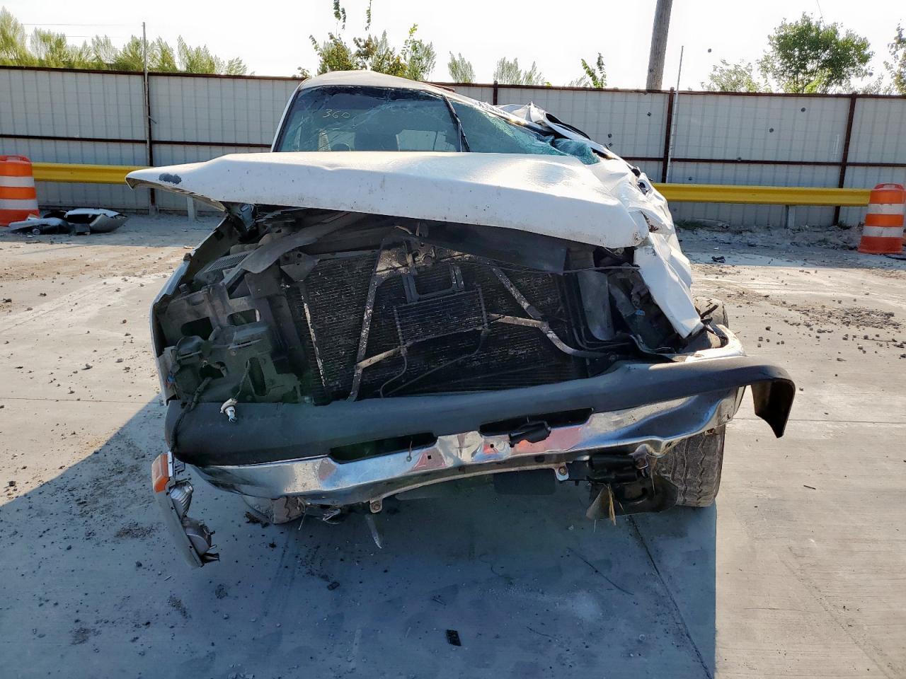 2006 Chevrolet Silverado C1500 - Image 5