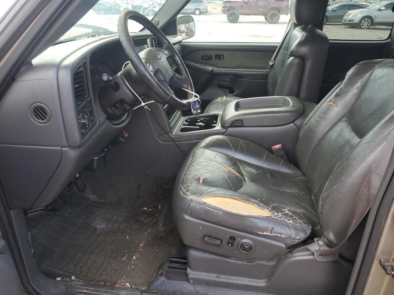 2003 Chevrolet Silverado C1500 - Image 7