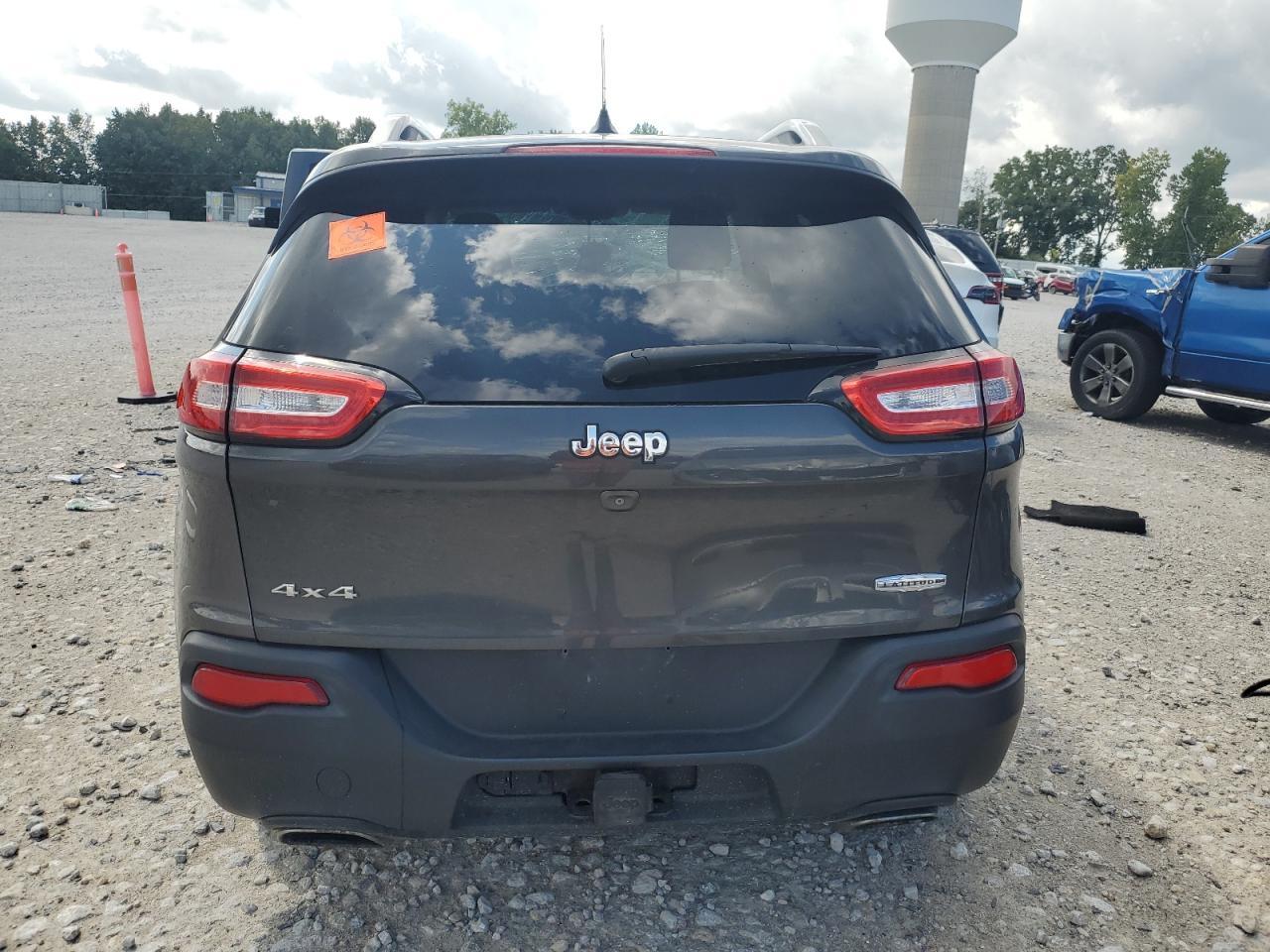 2015 Jeep Cherokee Latitude - Фото 6