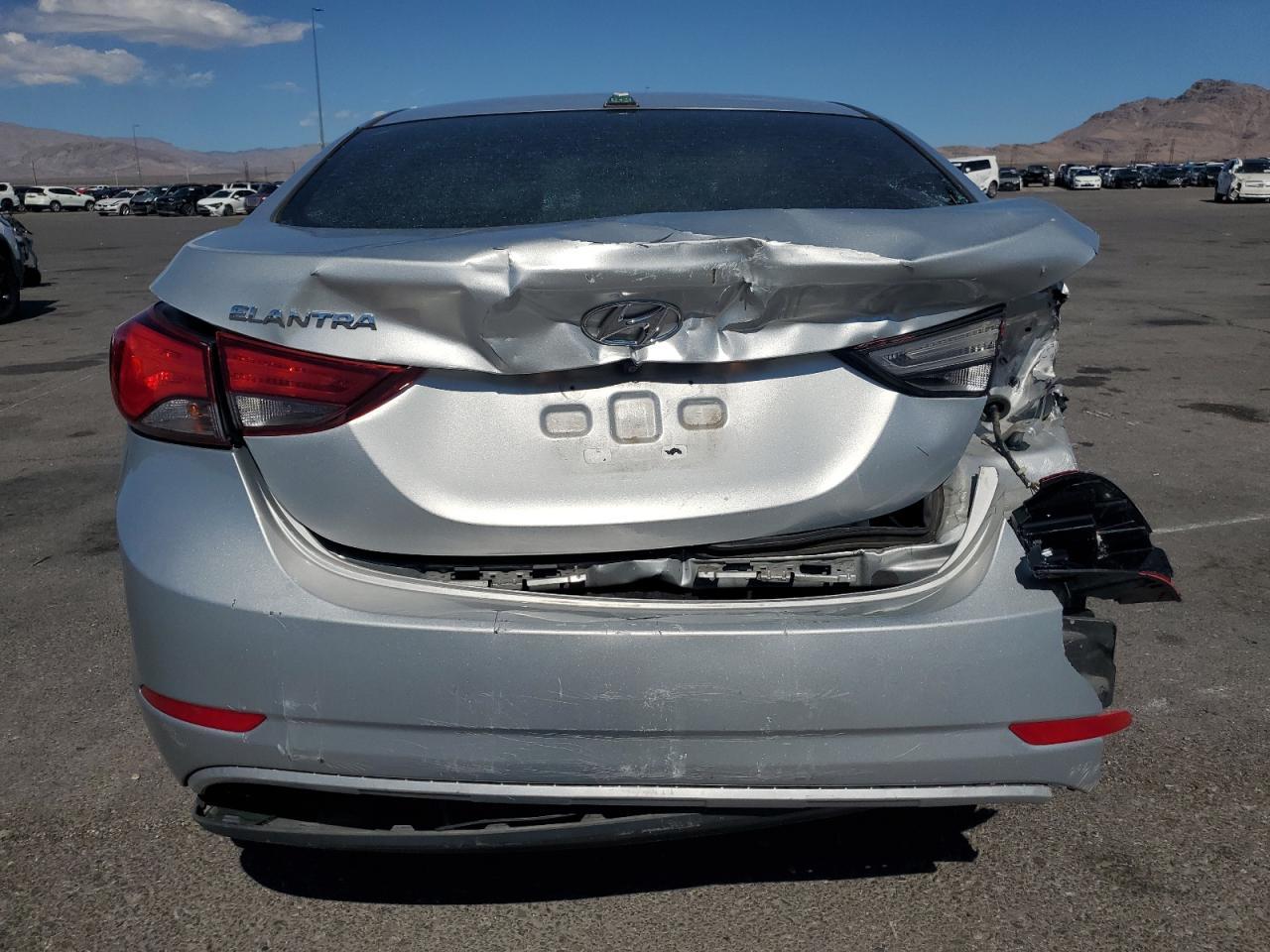 2016 Hyundai Elantra Se - Фото 6