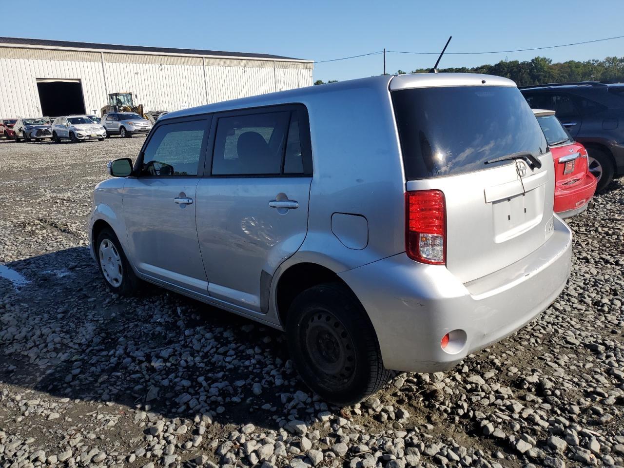 2011 Toyota Scion Xb - Фото 2