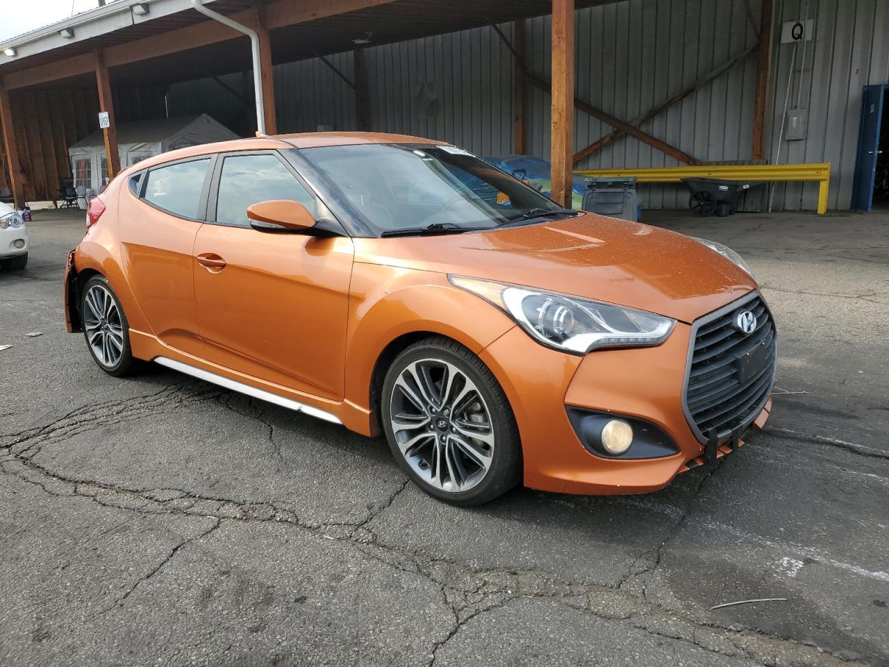 2016 Hyundai Veloster Turbo - Фото 4