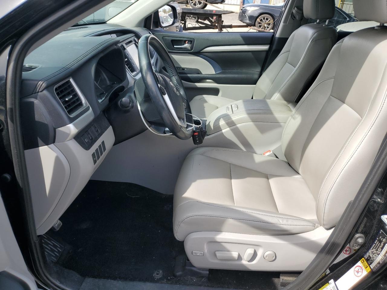 2019 Toyota Highlander Se - Фото 7
