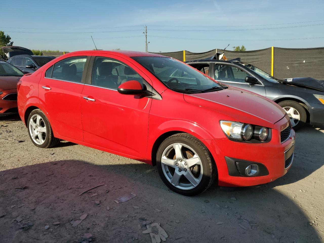2015 Chevrolet Sonic Ltz - Фото 4