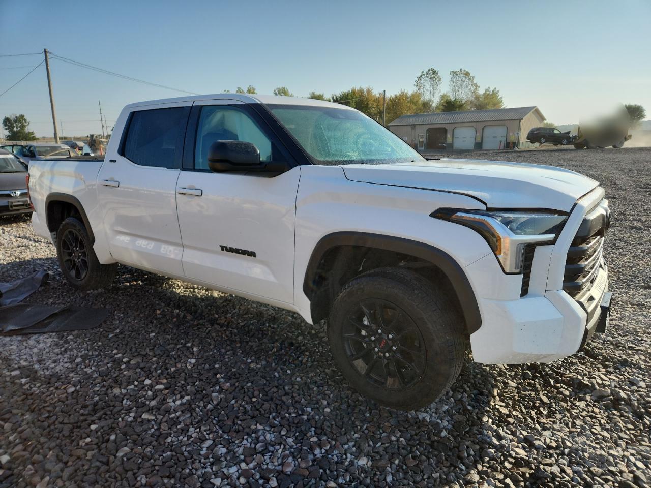 2024 Toyota Tundra Crewmax Sr - Image 4