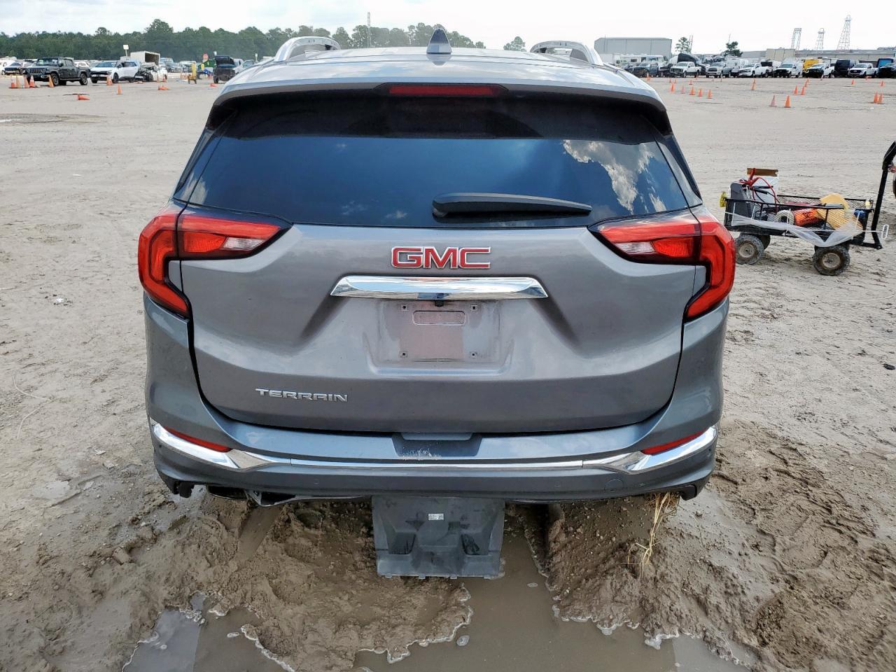 2018 GMC Terrain Denali - Фото 6
