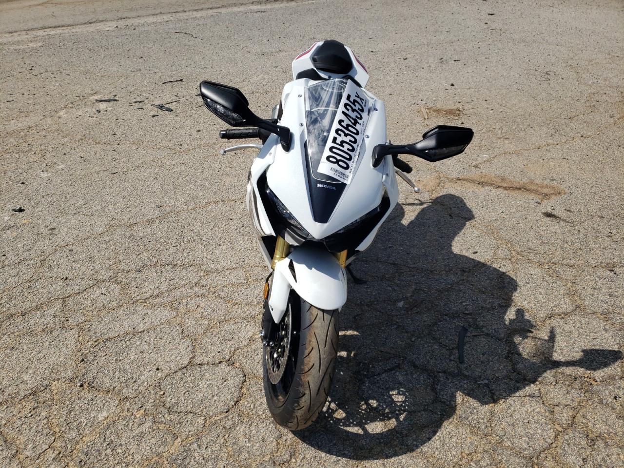 2025 Honda Cbr1000 Rr - Image 2