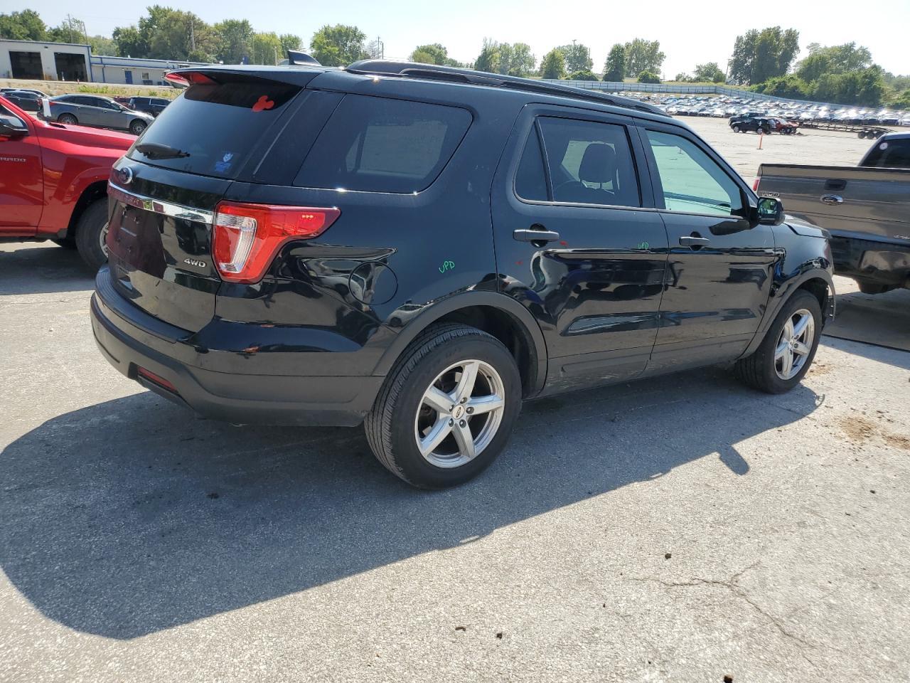 2018 Ford Explorer - Image 3