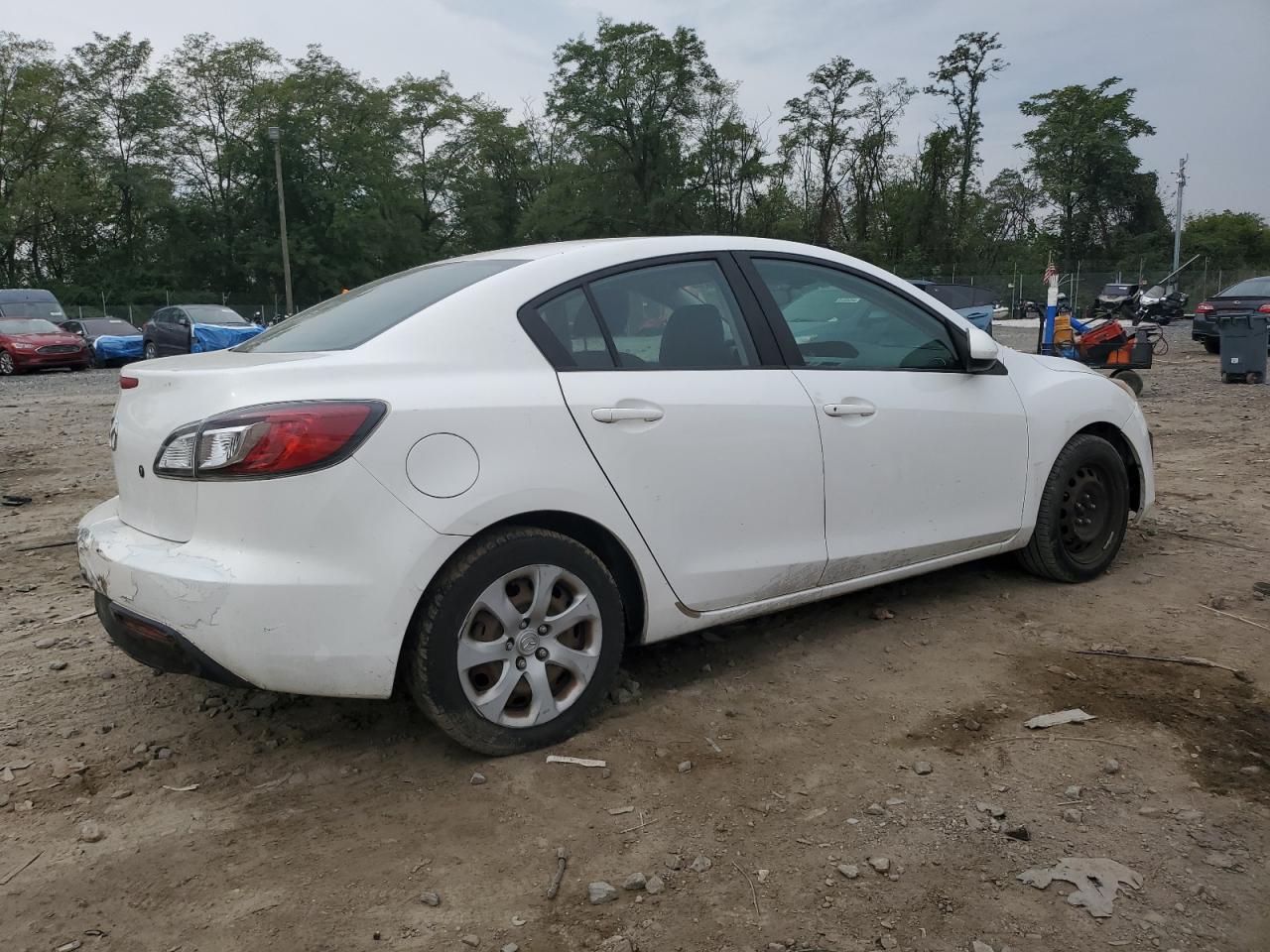 2011 Mazda 3 I - Фото 3