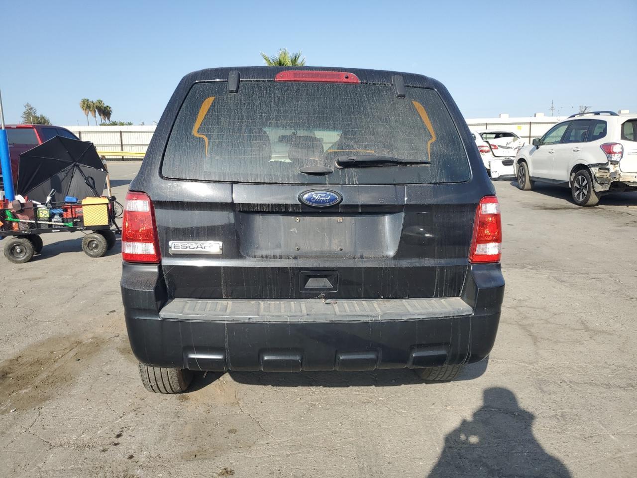 2011 Ford Escape Xls - Фото 6