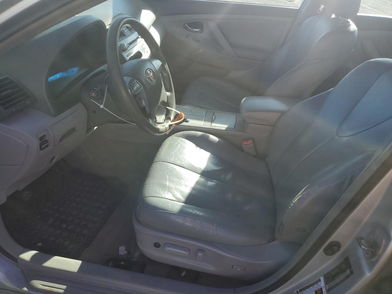 2010 Toyota Camry Se - Фото 7