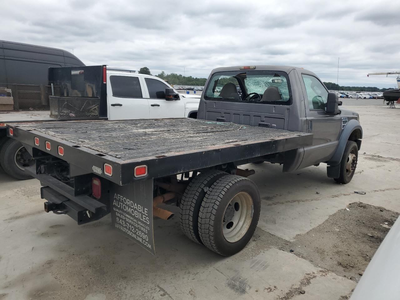 2009 Ford F450 Super Duty - Image 3