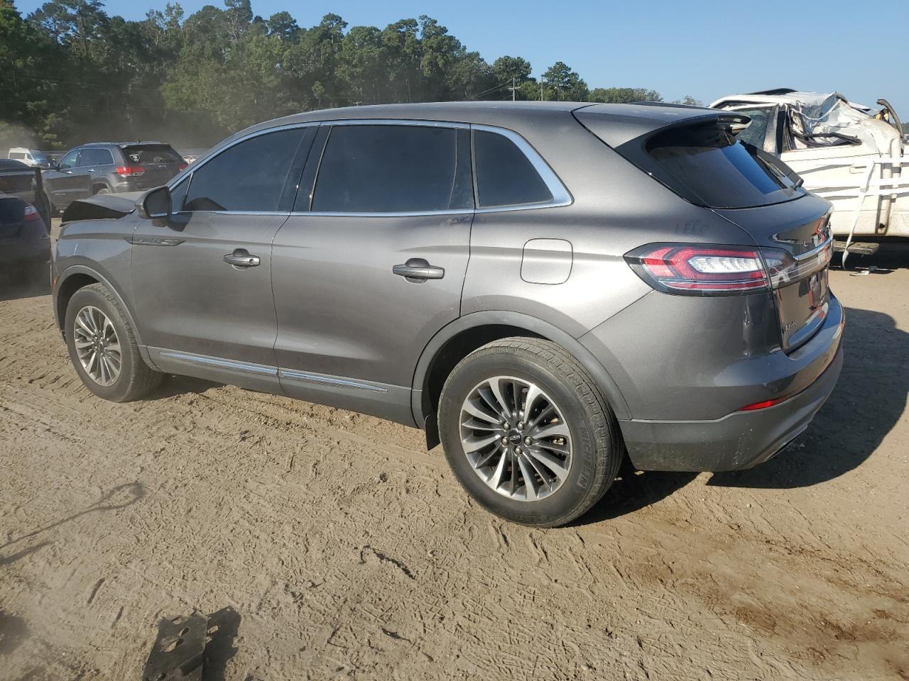 2021 Lincoln Nautilus - Фото 2