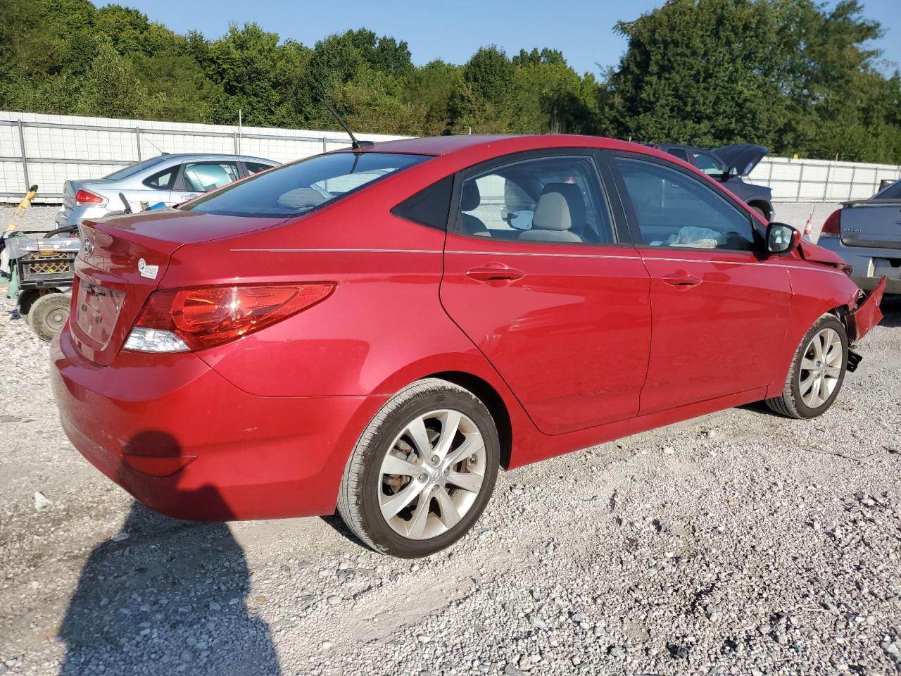 2014 Hyundai Accent Gls - Image 3