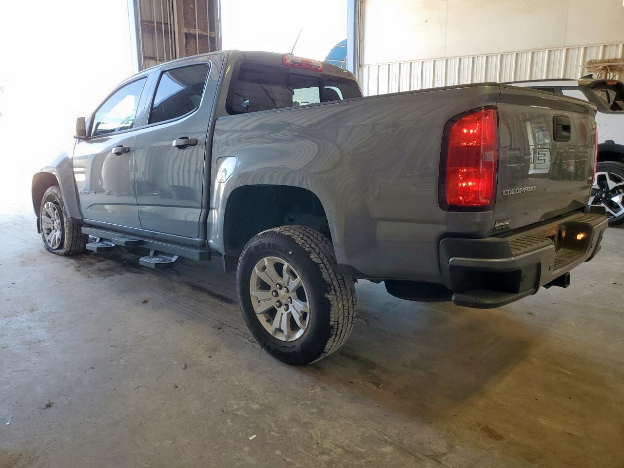 2022 Chevrolet Colorado Lt - Image 2