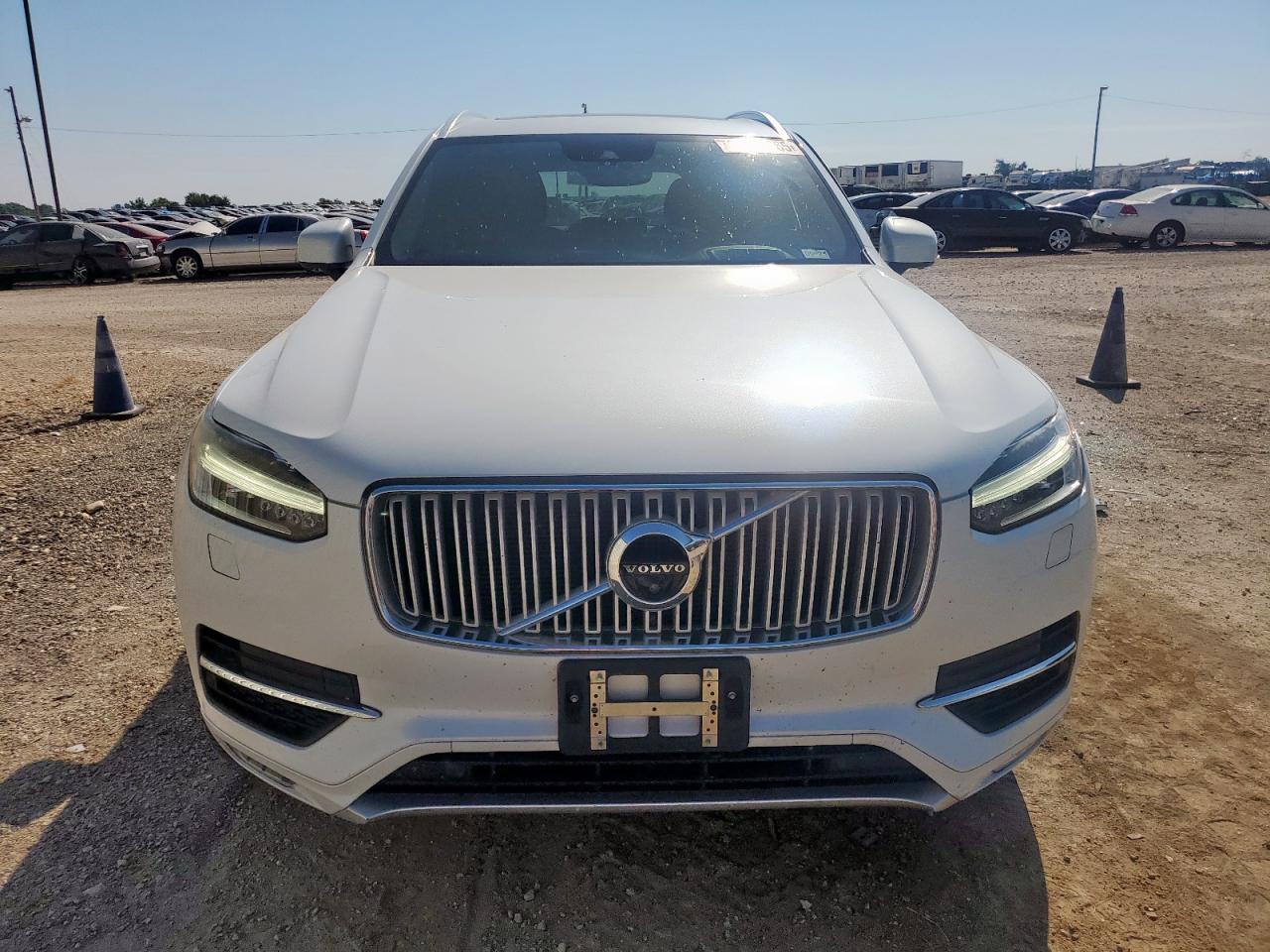 2017 Volvo Xc90 T6 - Image 5
