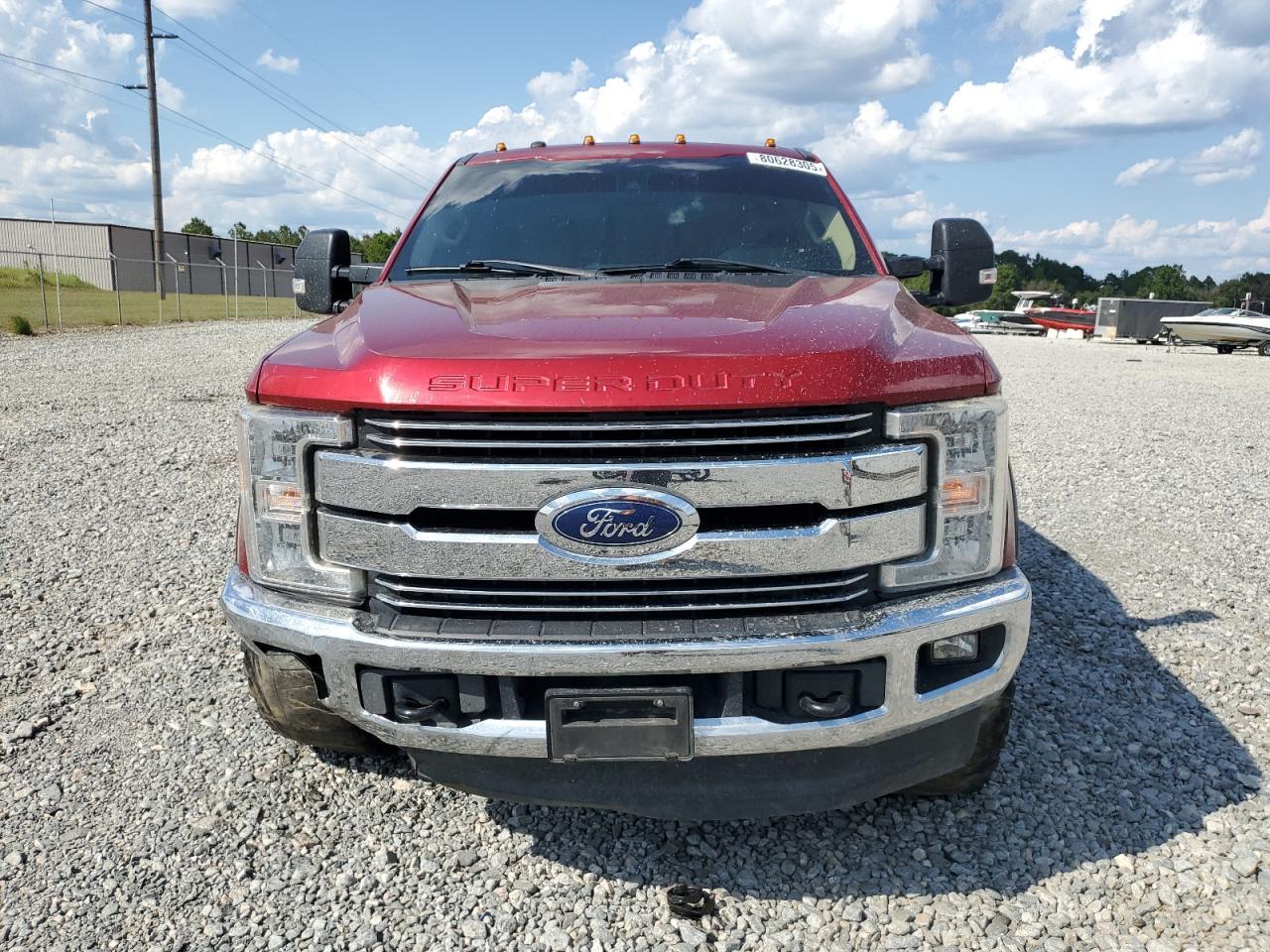 2017 Ford F250 Super Duty - Фото 5