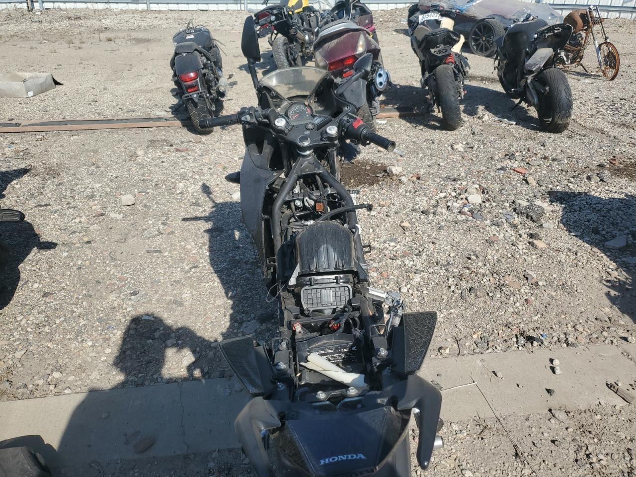2016 Honda Cbr300 Ra - Image 6
