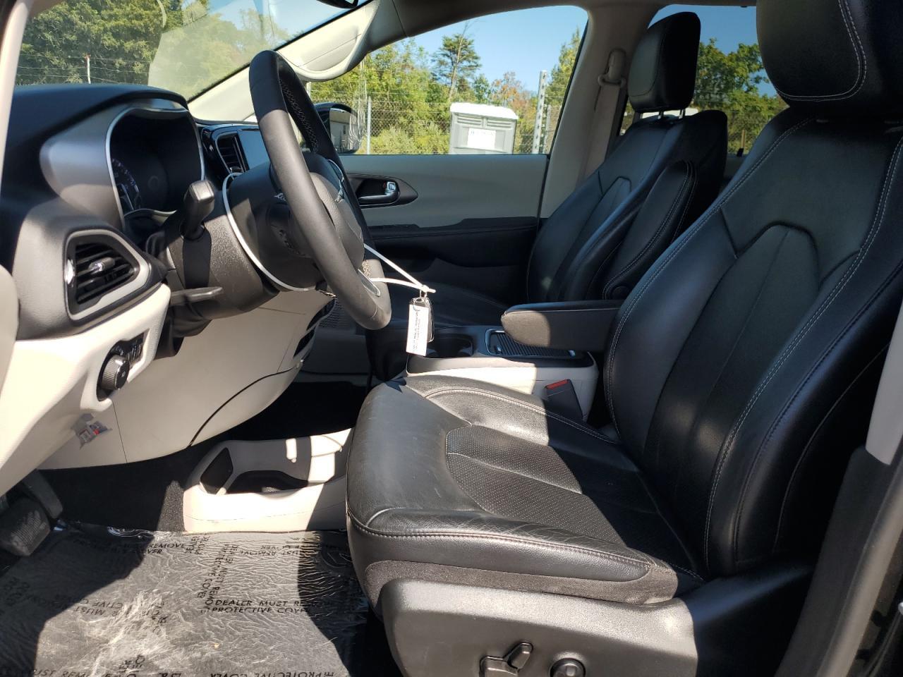 2022 Chrysler Pacifica Touring L - Фото 7