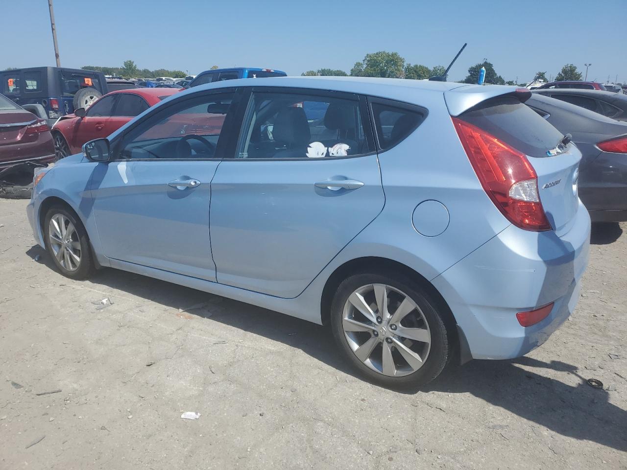 2014 Hyundai Accent Gls - Image 2