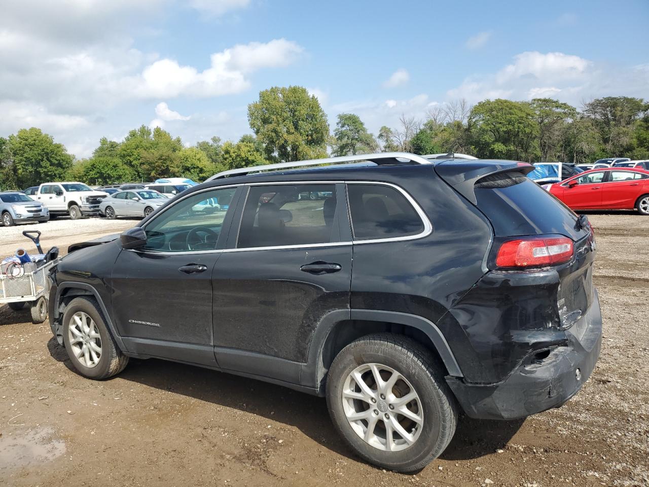 2014 Jeep Cherokee Latitude - Image 2
