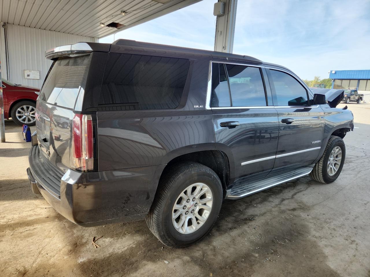 2015 GMC Yukon Sle - Image 3