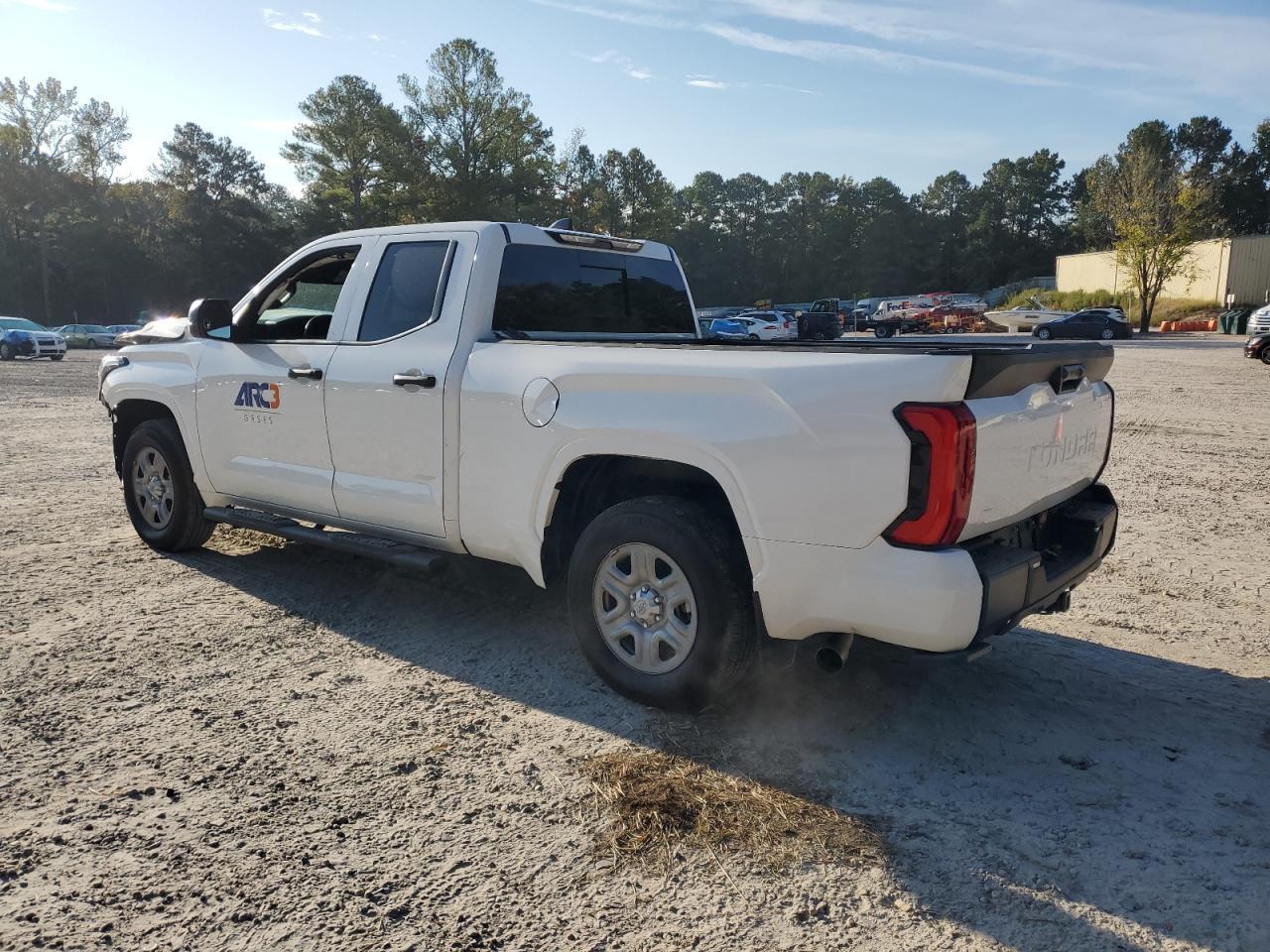 2025 Toyota Tundra Double Cab Sr - Фото 2