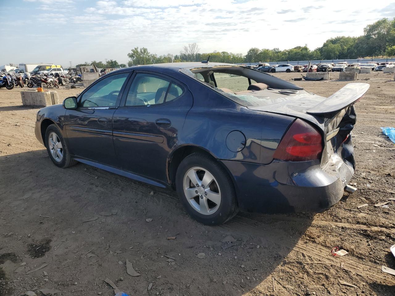 2007 Pontiac Grand Prix - Фото 2
