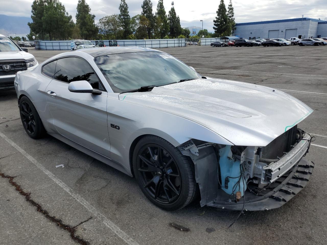 2017 Ford Mustang Gt - Image 4