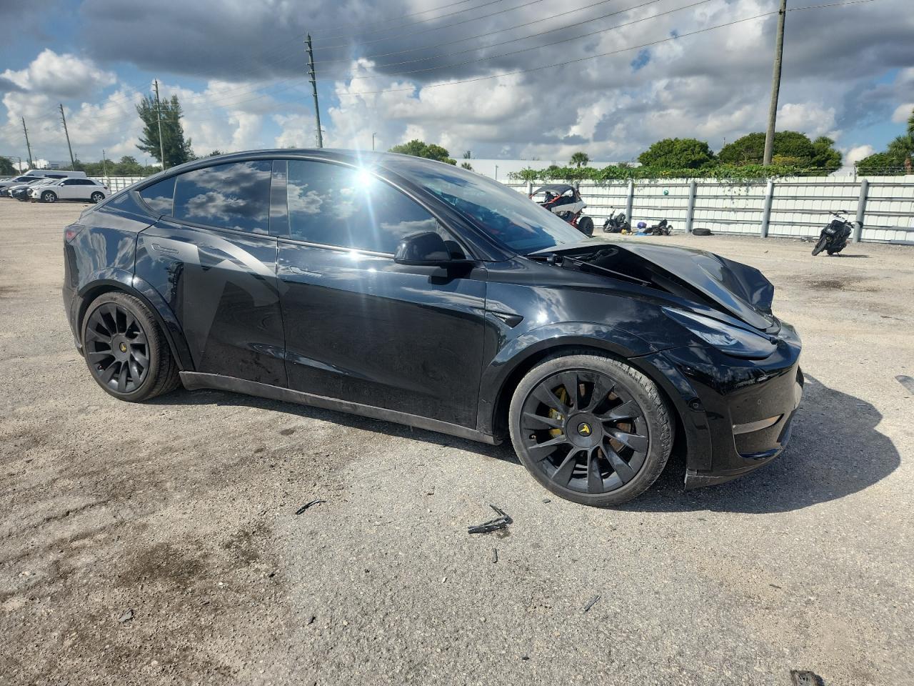 2021 Tesla Model Y - Фото 4