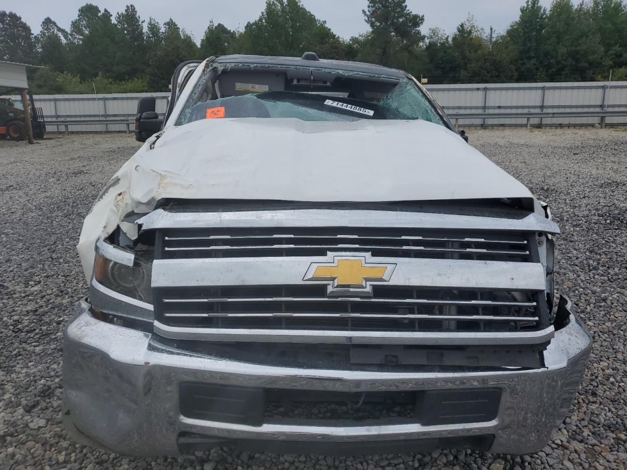 2015 Chevrolet Silverado C2500 Heavy Duty - Image 5