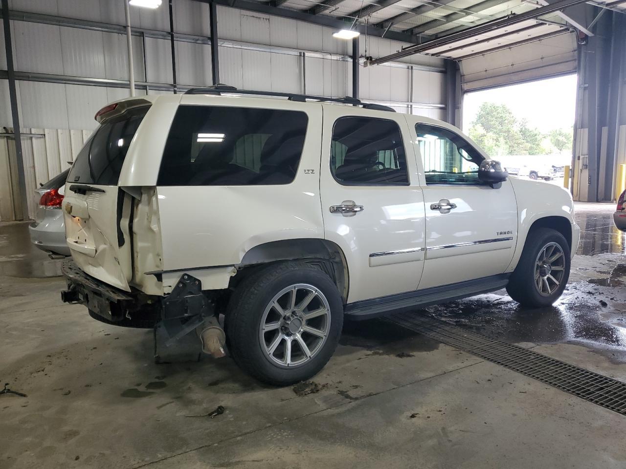 2012 Chevrolet Tahoe K1500 Ltz - Фото 3