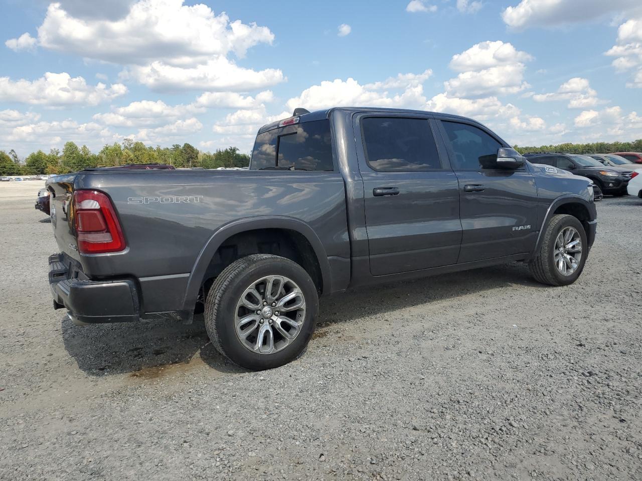 2021 Ram 1500 Laramie - Фото 3