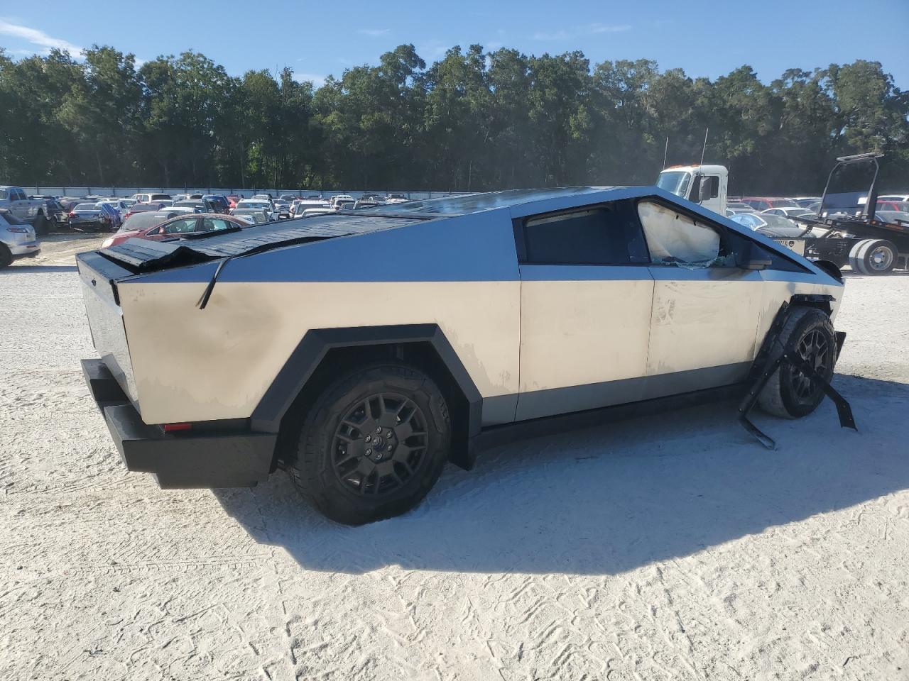 2024 Tesla Cybertruck - Image 3