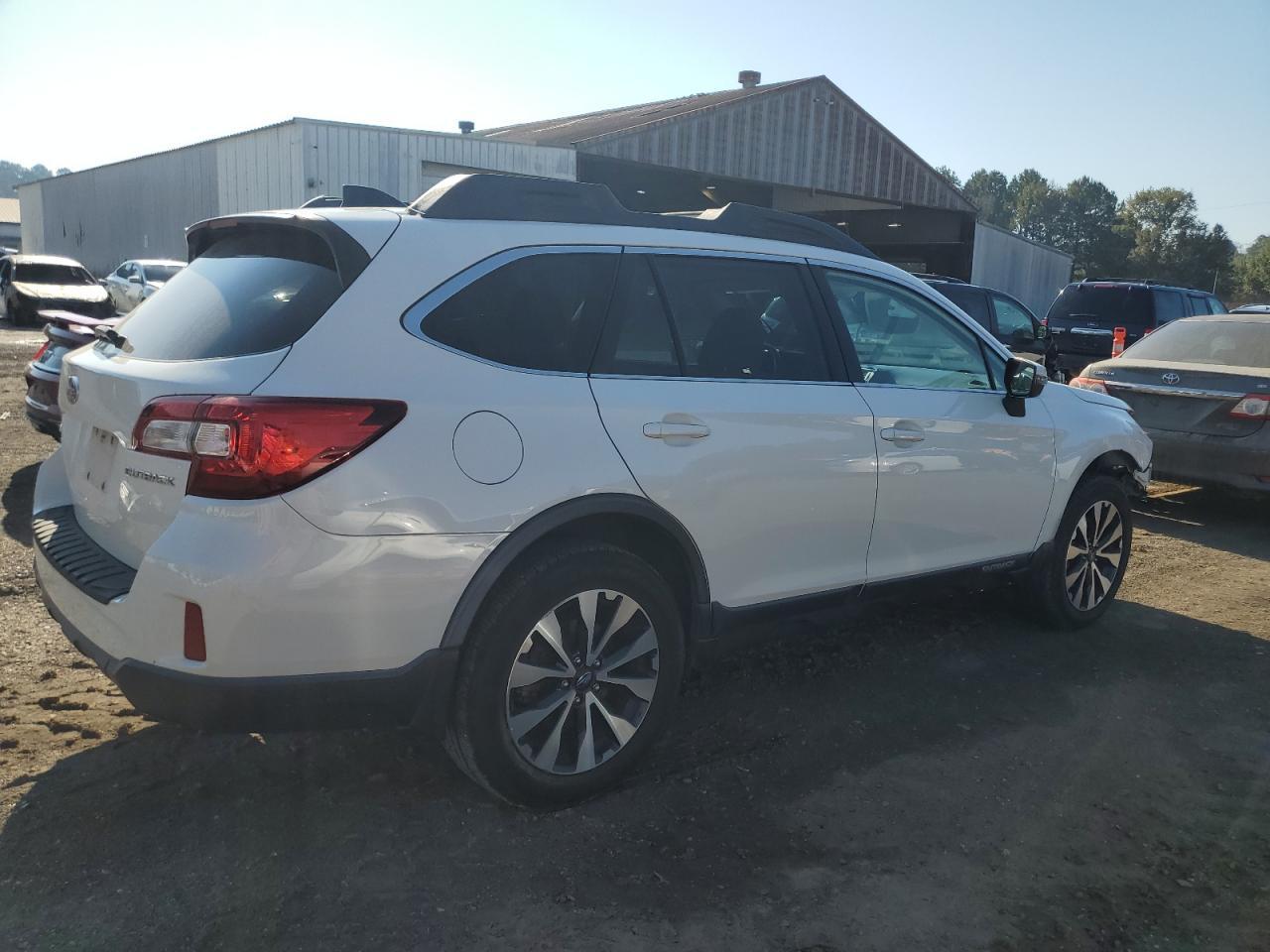 2016 Subaru Outback 2.5I Limited - Image 3
