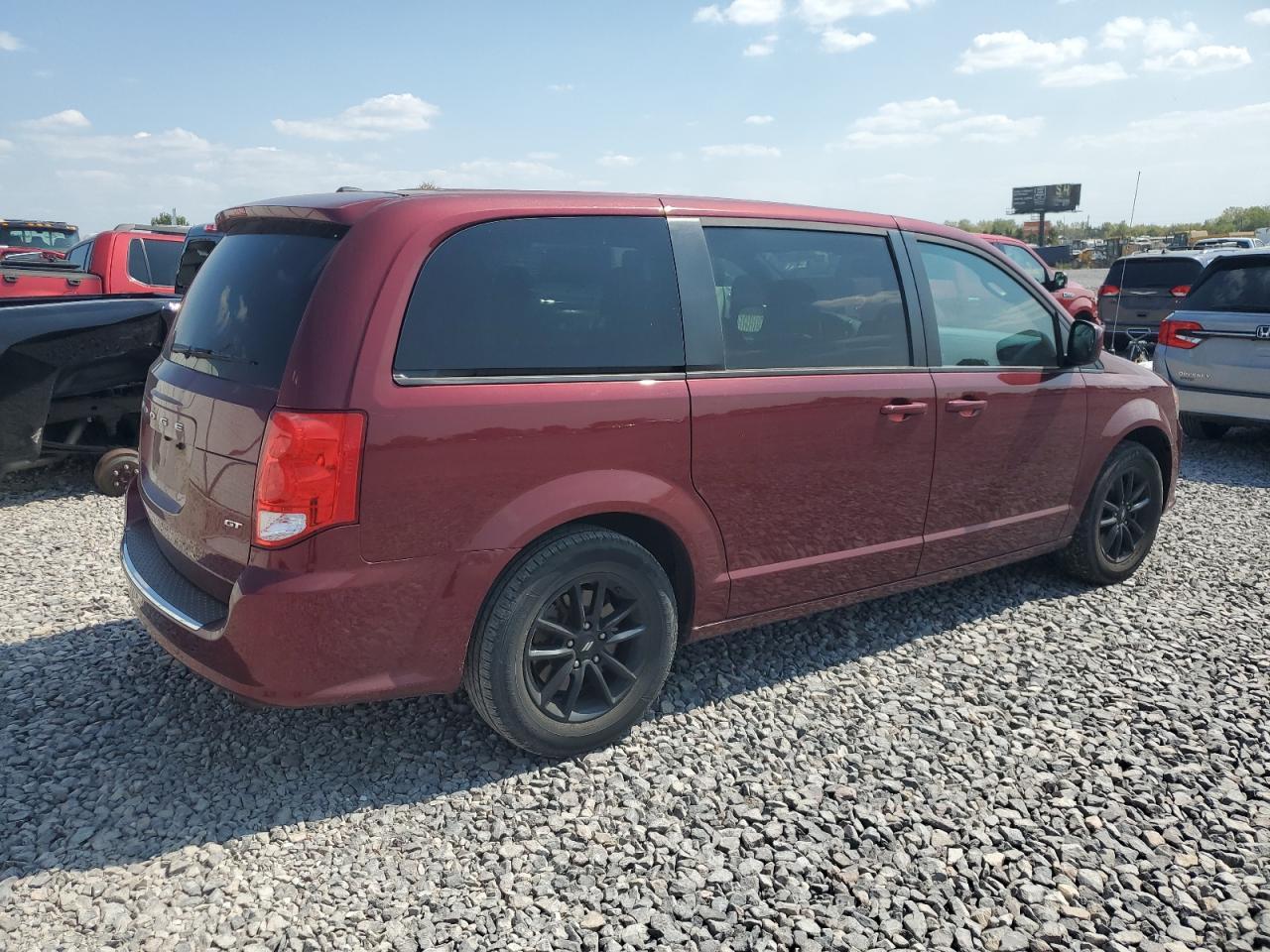 2020 Dodge Grand Caravan Gt - Image 3