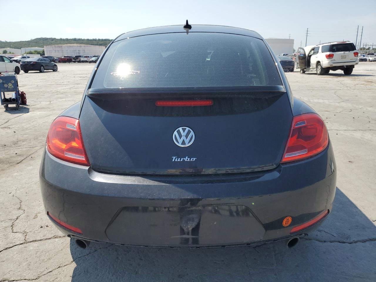 2012 Volkswagen Beetle Turbo - Фото 6