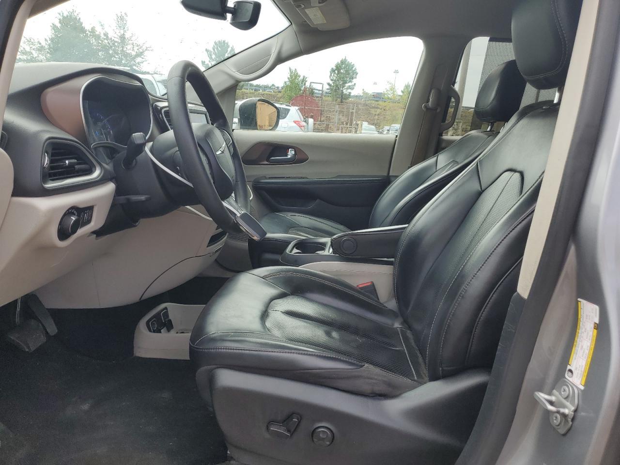 2020 Chrysler Voyager Lxi - Фото 7