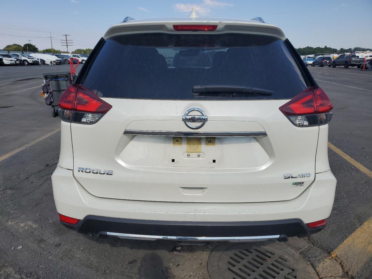 2018 Nissan Rogue S - Фото 6