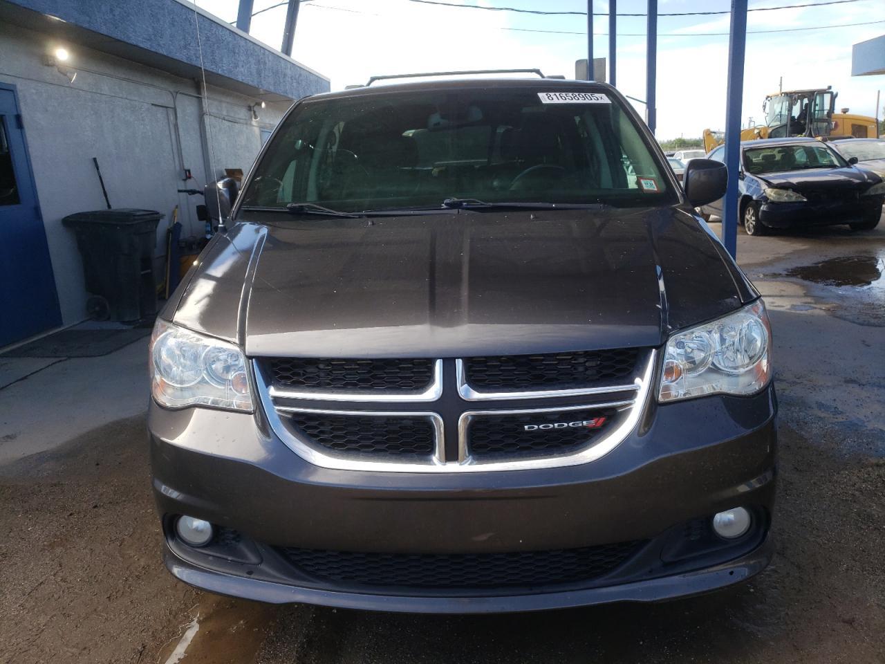 2019 Dodge Grand Caravan Sxt - Фото 5