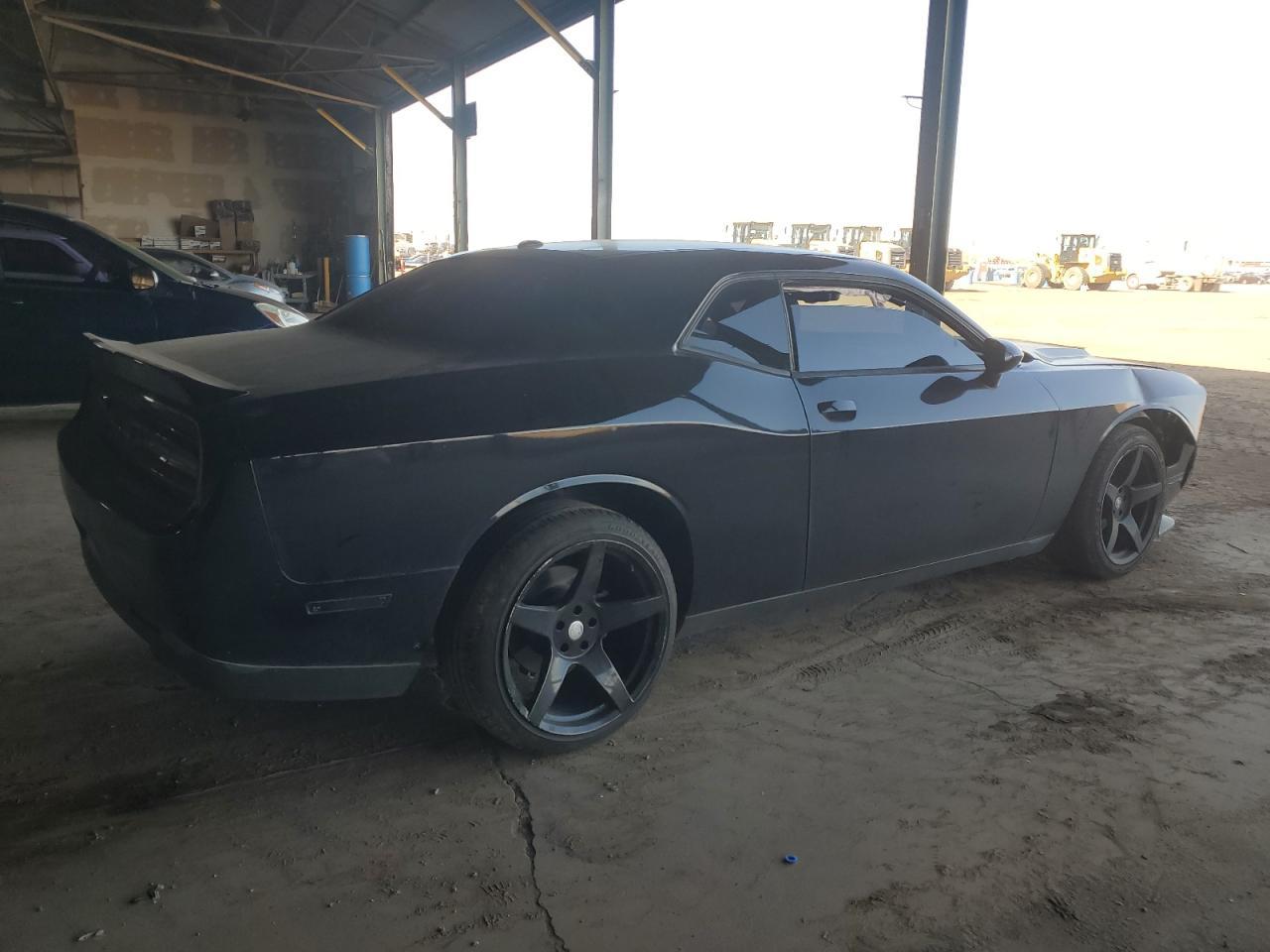 2018 Dodge Challenger Sxt - Image 3