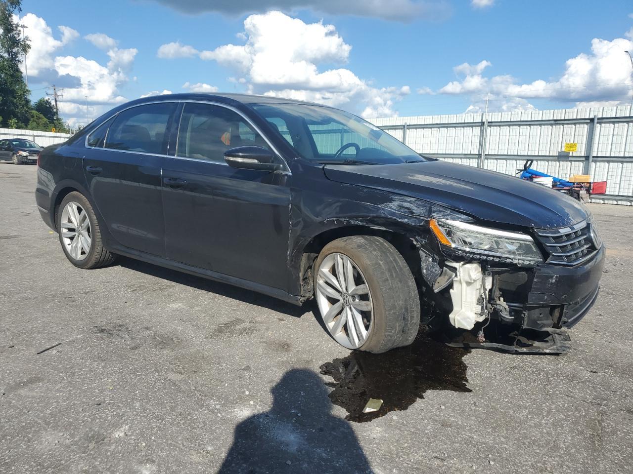 2018 Volkswagen Passat Se - Фото 4