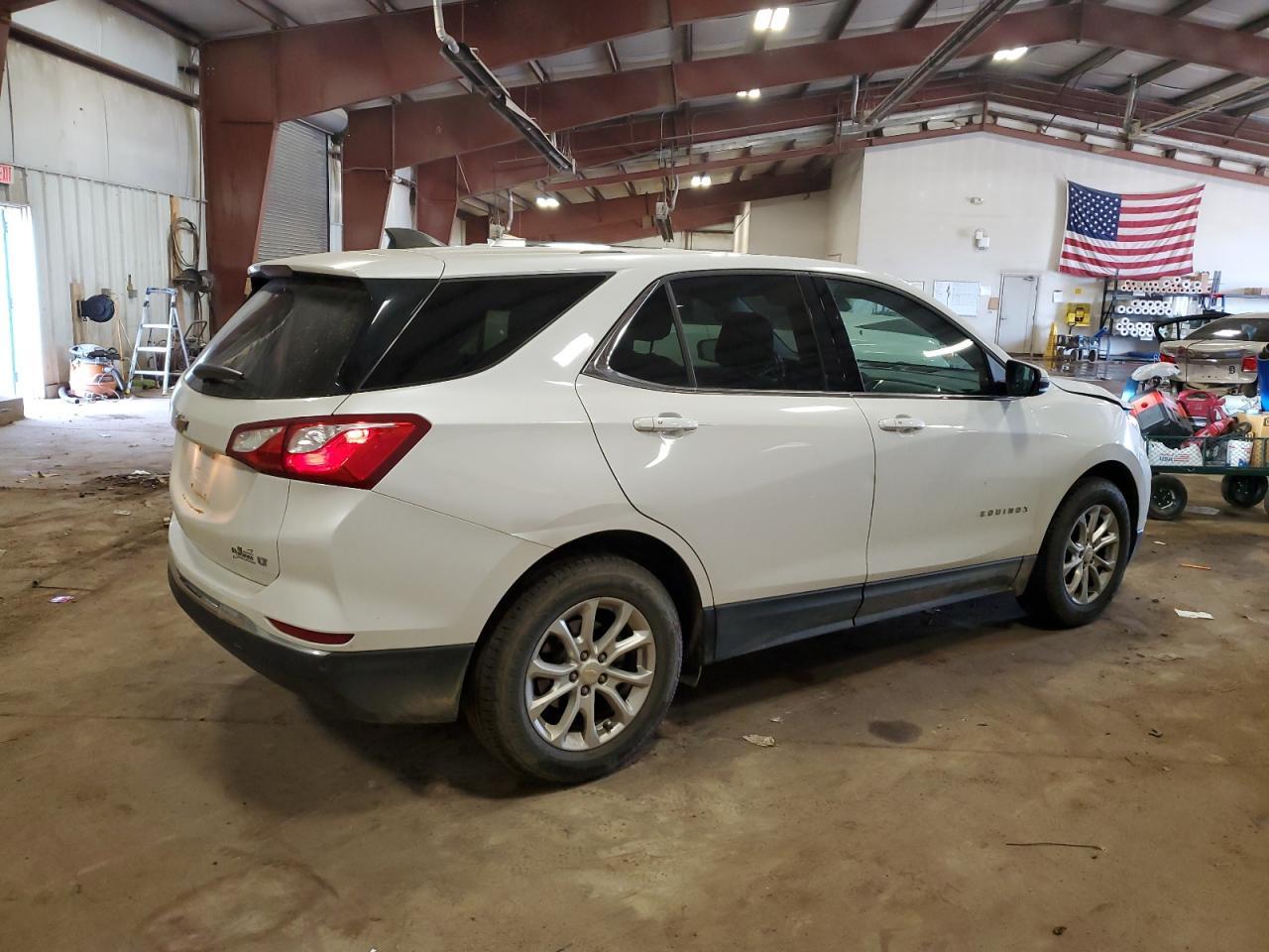 2018 Chevrolet Equinox Lt - Image 3