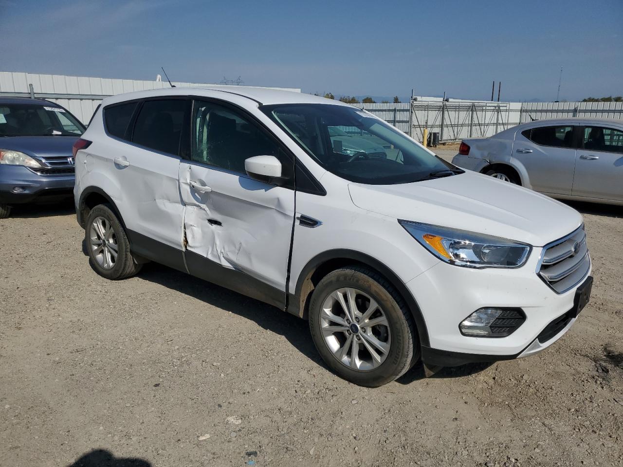 2019 Ford Escape Se - Фото 4