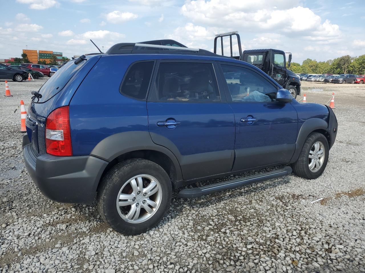 2008 Hyundai Tucson Se - Image 3
