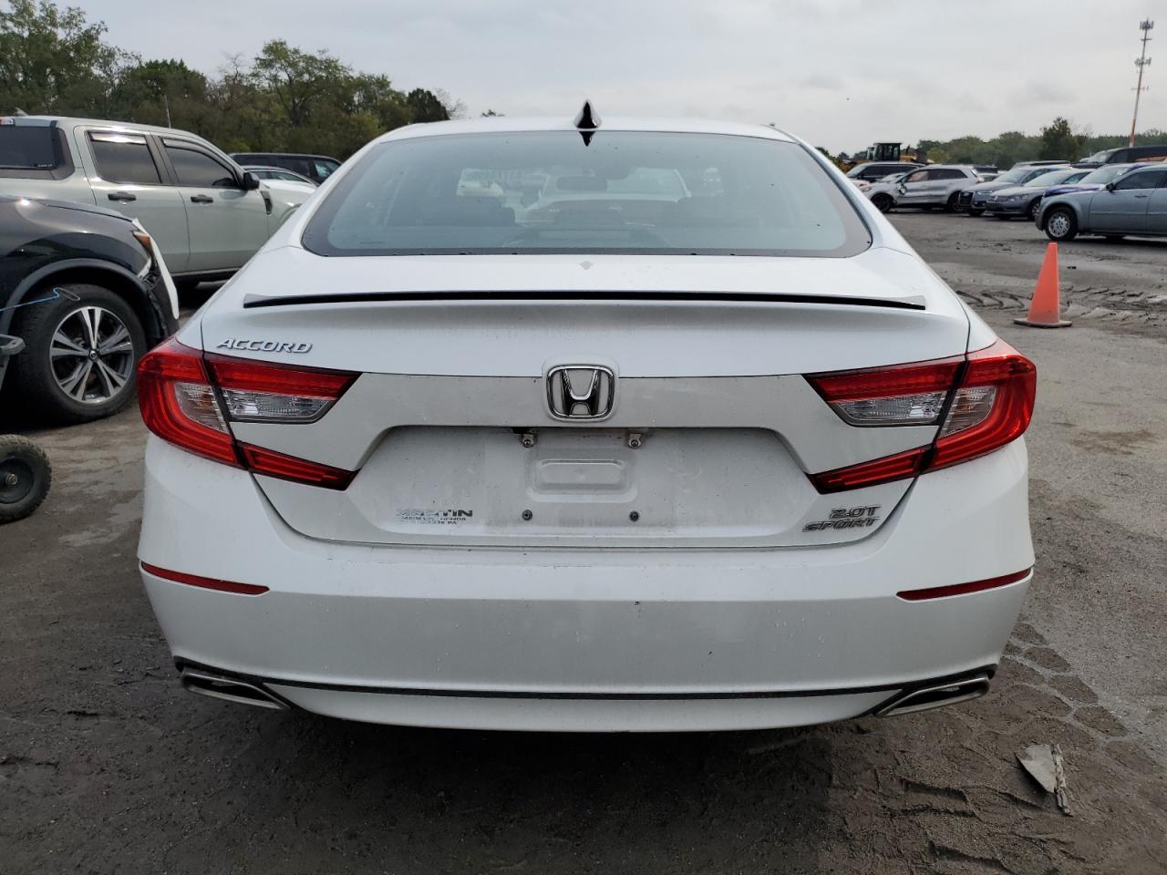 2022 Honda Accord Sport - Image 6