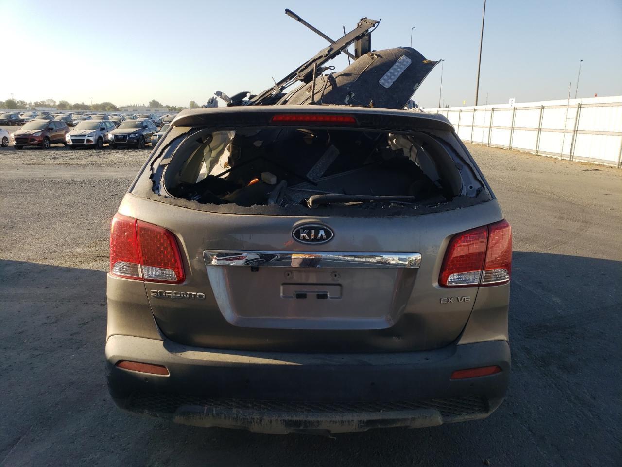 2012 Kia Sorento Ex - Image 6