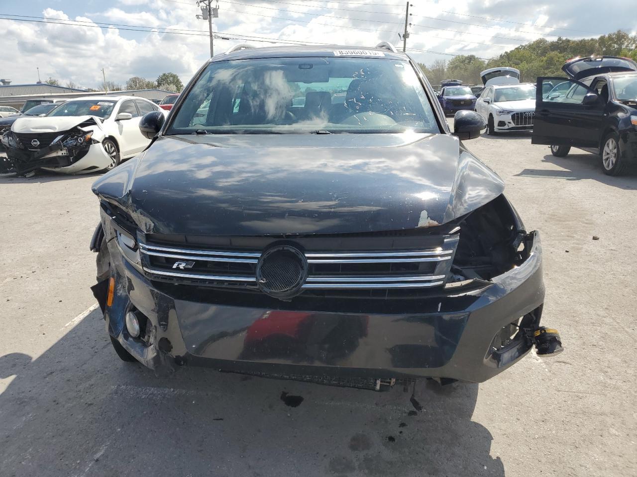 2014 Volkswagen Tiguan S - Image 5